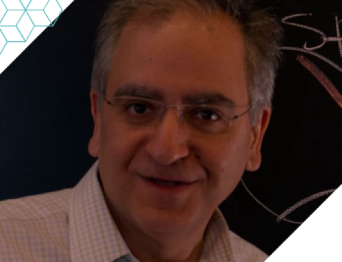 پروفسور کامران وفا، برنده جایزه علمی مصطفی، استاد فیزیک دانشگاه هاروارد آمریکا